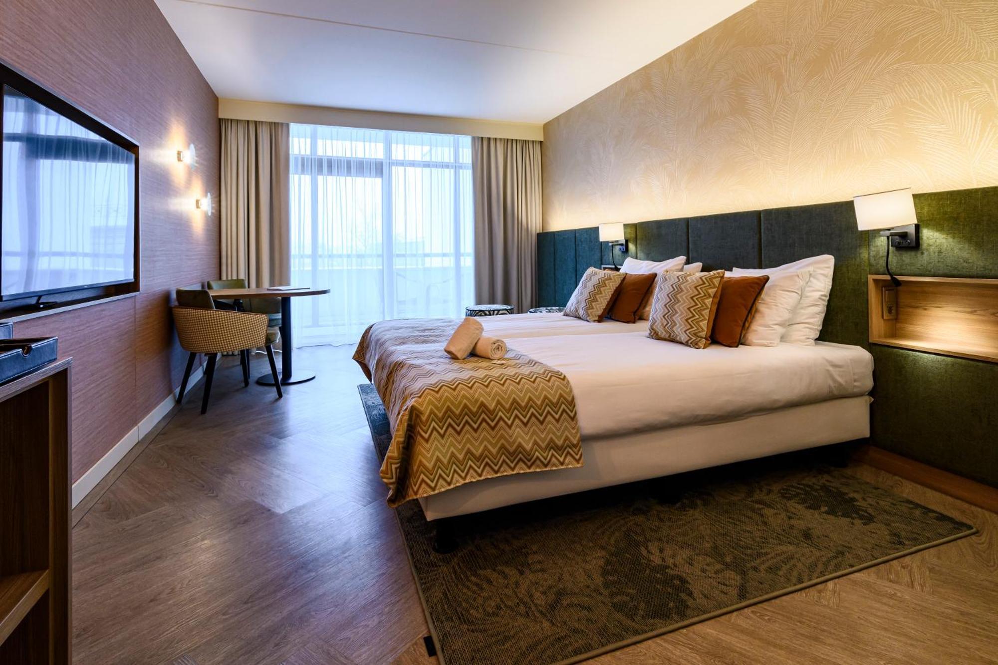 Van Der Valk Theaterhotel Алмело Екстер'єр фото